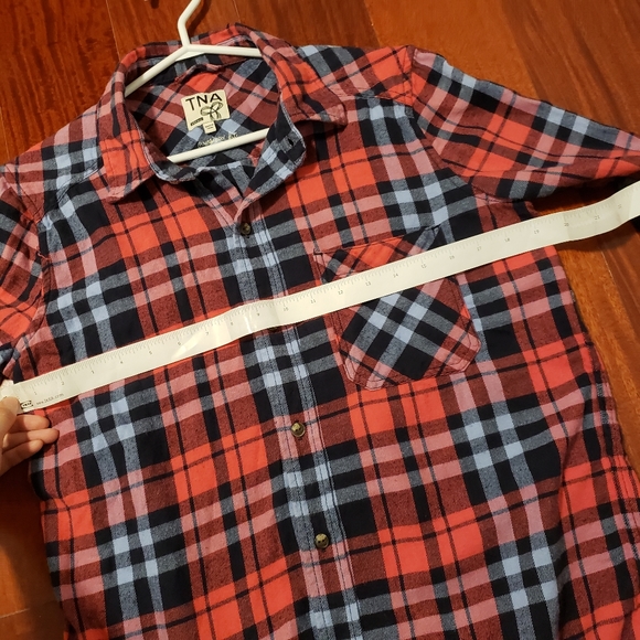 TNA Oversized Flannel Shirt - Picture 3 of 3